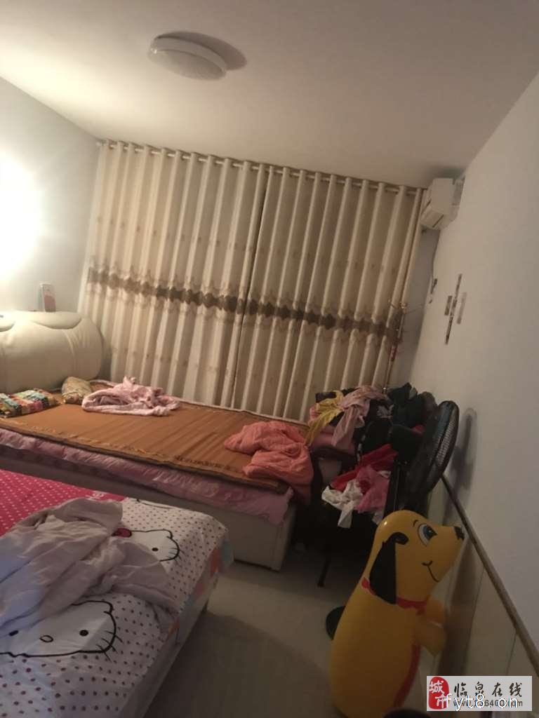 万阁花园紧邻大润发户型好黄金楼层送家具家电急售