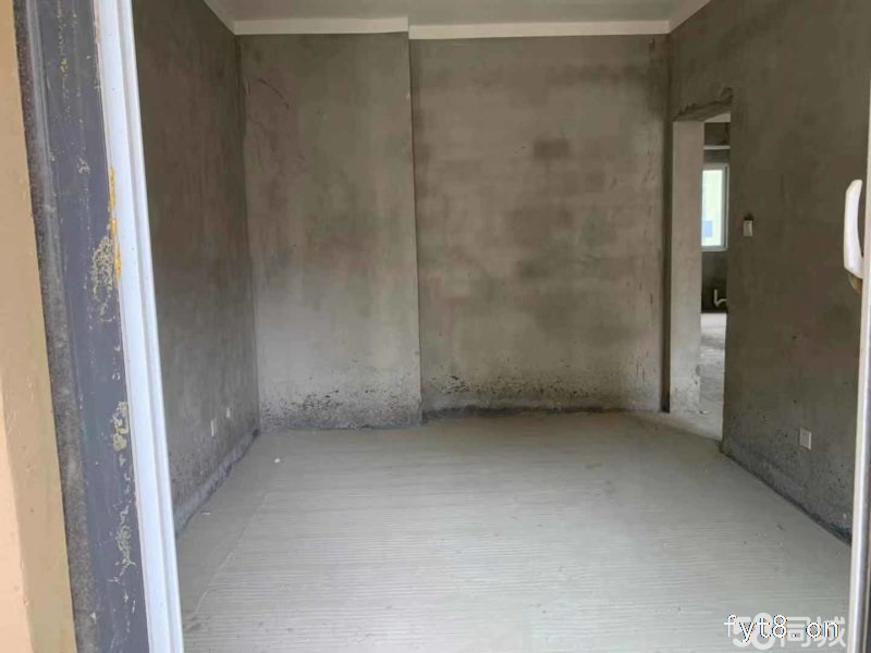 桃源里 超大阳台,交通方便 环境优美 一小 实验中学